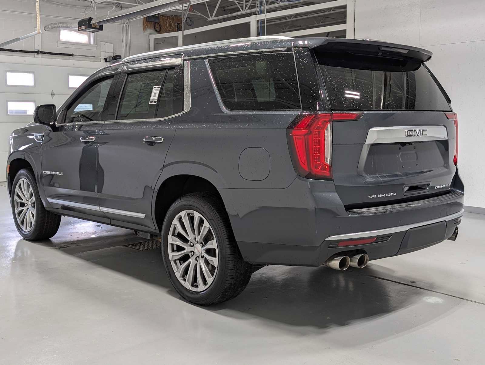 Certified 2022 GMC Yukon Denali w/ Max Trailering Package AWD/4WD image 10