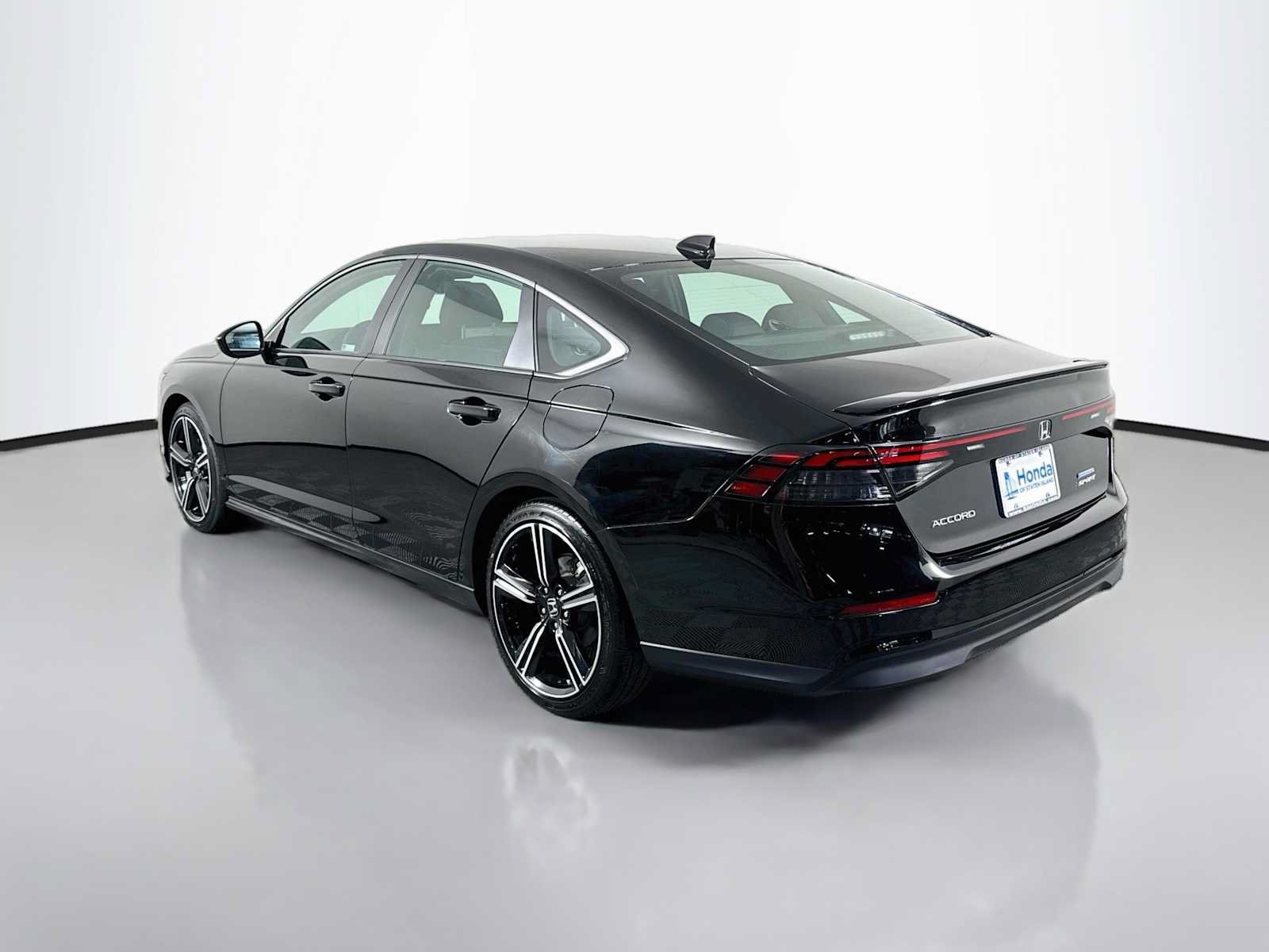 Certified 2024 Honda Accord Sport image 5