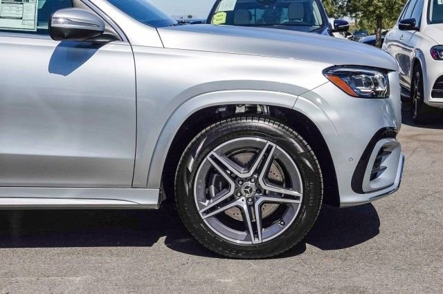New 2025 Mercedes-Benz GLS 450 4MATIC image 9