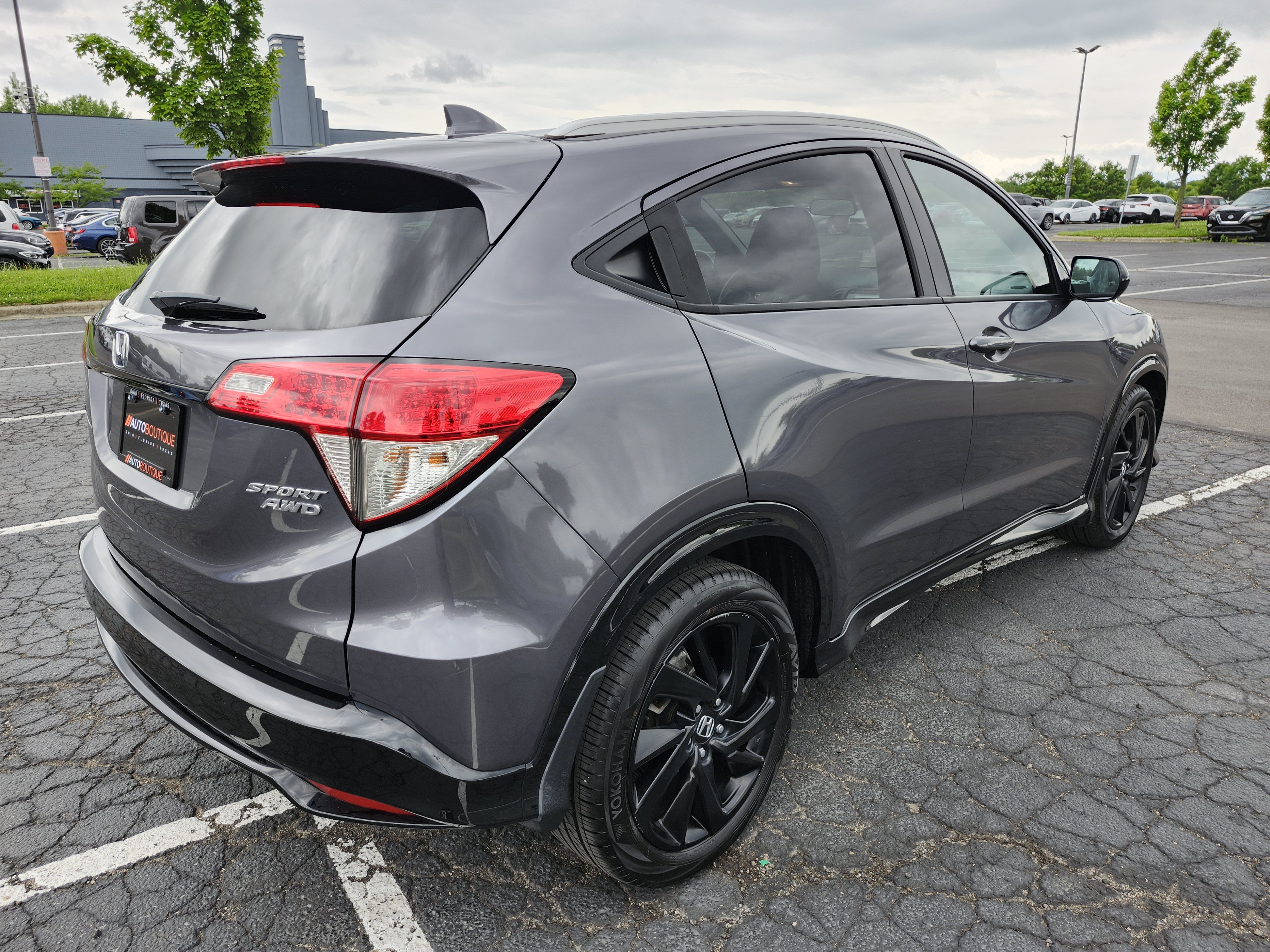 Used 2021 Honda HR-V Sport image 14