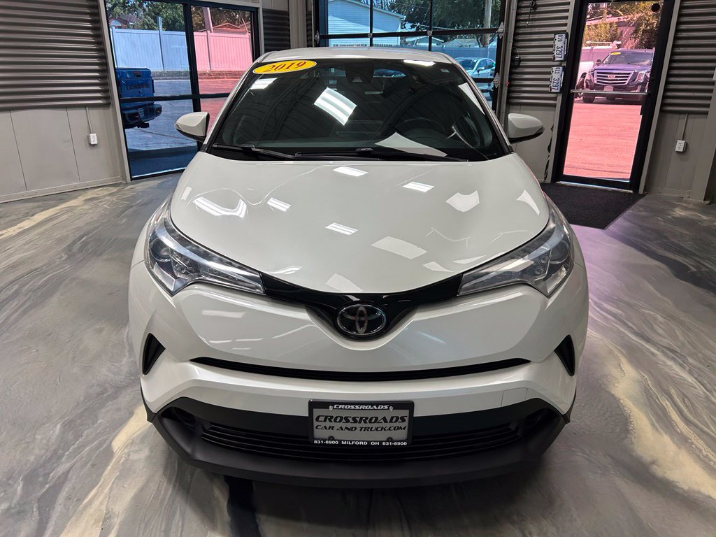 Used 2019 Toyota C-HR XLE FWD image 35