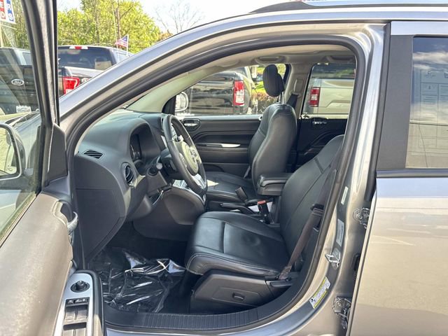 Used 2016 Jeep Compass High Altitude image 17