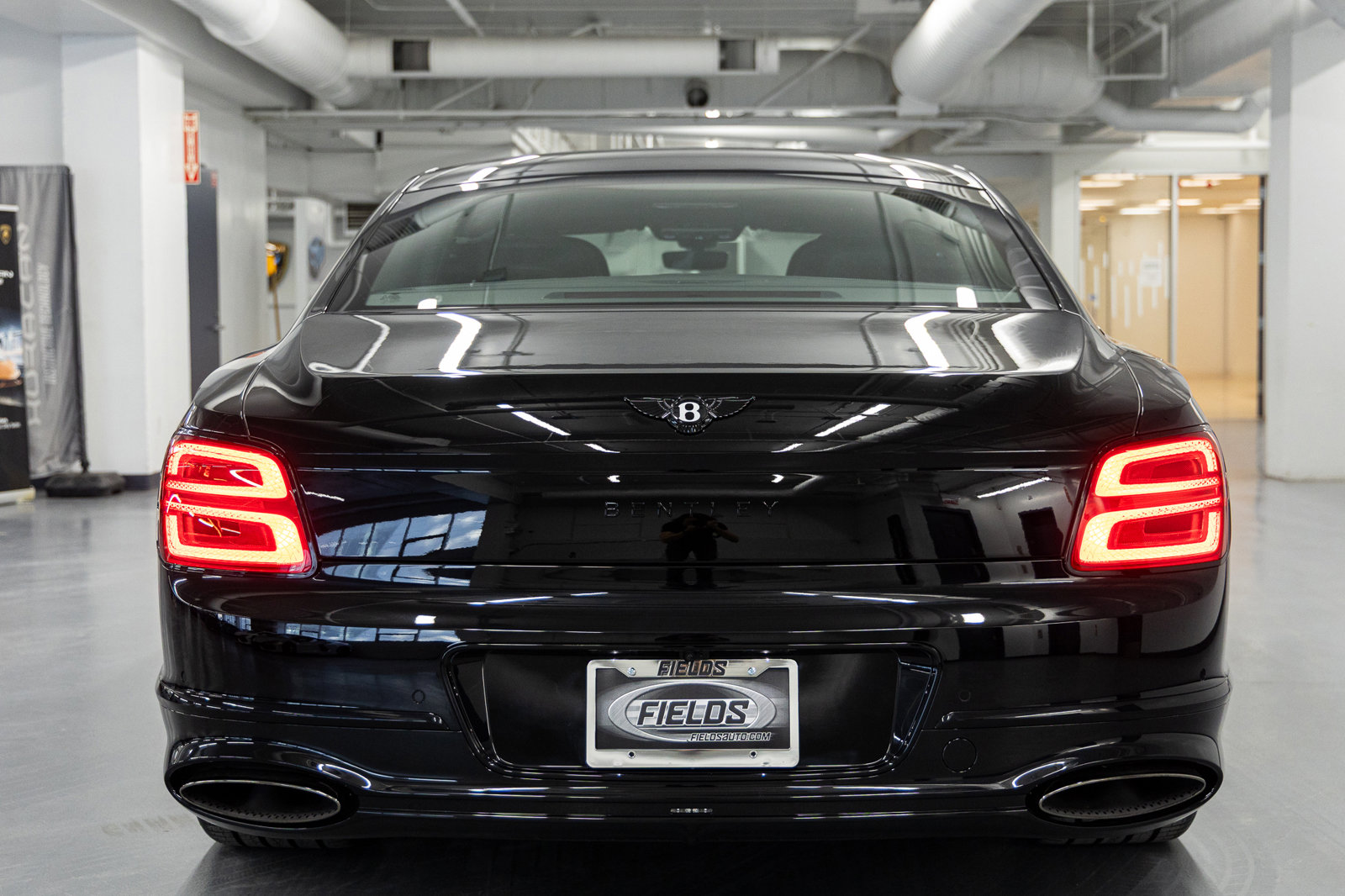 New 2026 Bentley Flying Spur Plug-In Hybrid AWD/4WD image 4