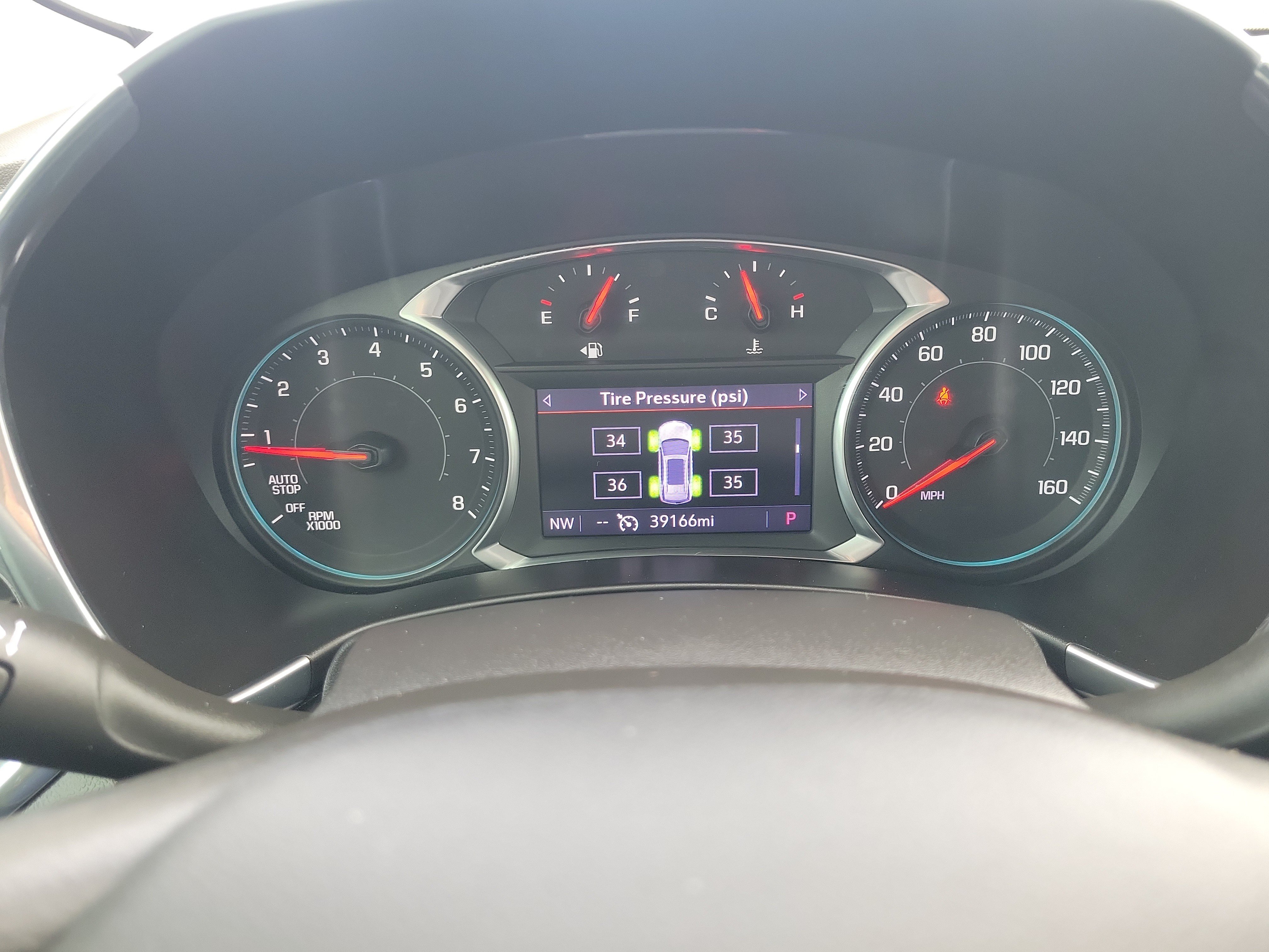 Used 2020 Chevrolet Equinox Premier FWD image 23