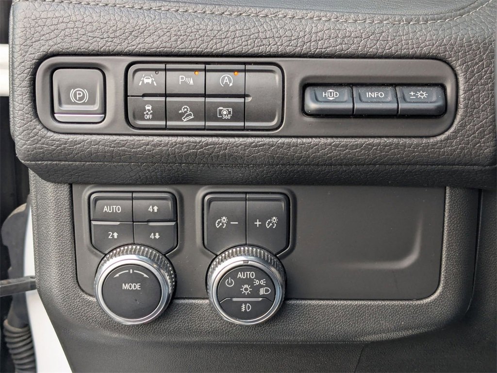 Used 2023 GMC Yukon Denali image 18