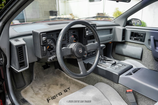 Used 1988 Pontiac Fiero GT RWD image 26