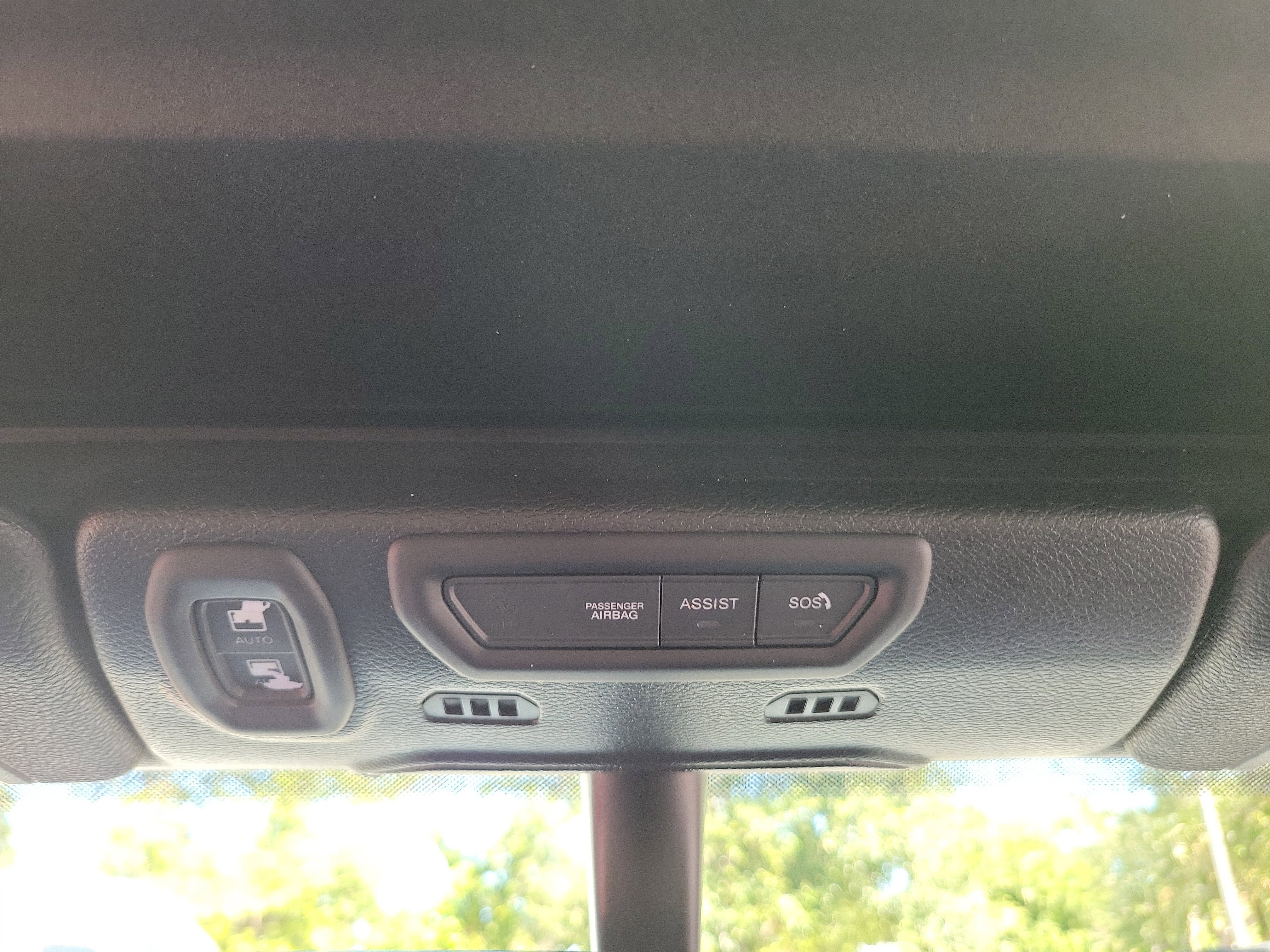 Used 2020 Jeep Wrangler Unlimited Sahara image 22