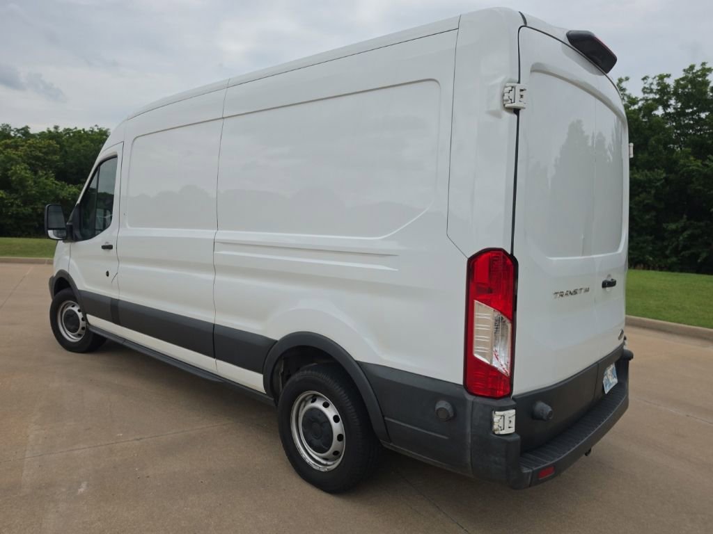 Used 2018 Ford Transit 150 148 Medium Roof RWD image 3