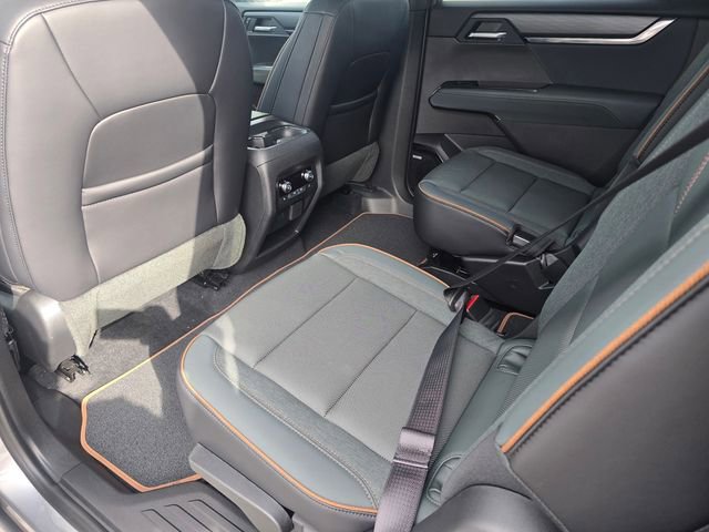 New 2026 GMC Acadia AT4 w/ Luxury Package image 11