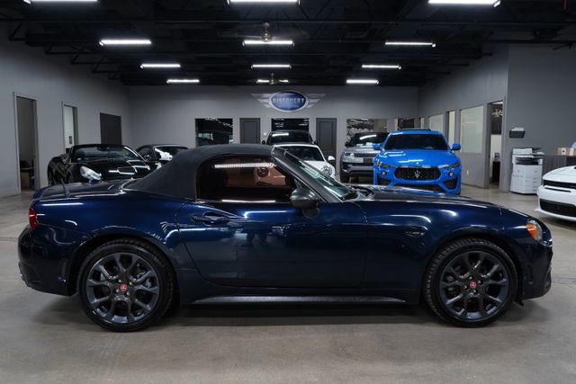 Used 2018 FIAT 124 Spider Abarth w/ Convenience Group RWD image 6