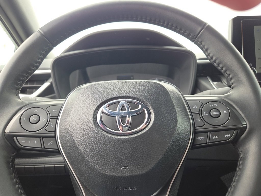 Used 2025 Toyota Corolla SE image 29