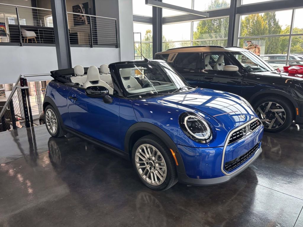 New 2025 MINI Cooper S image 1