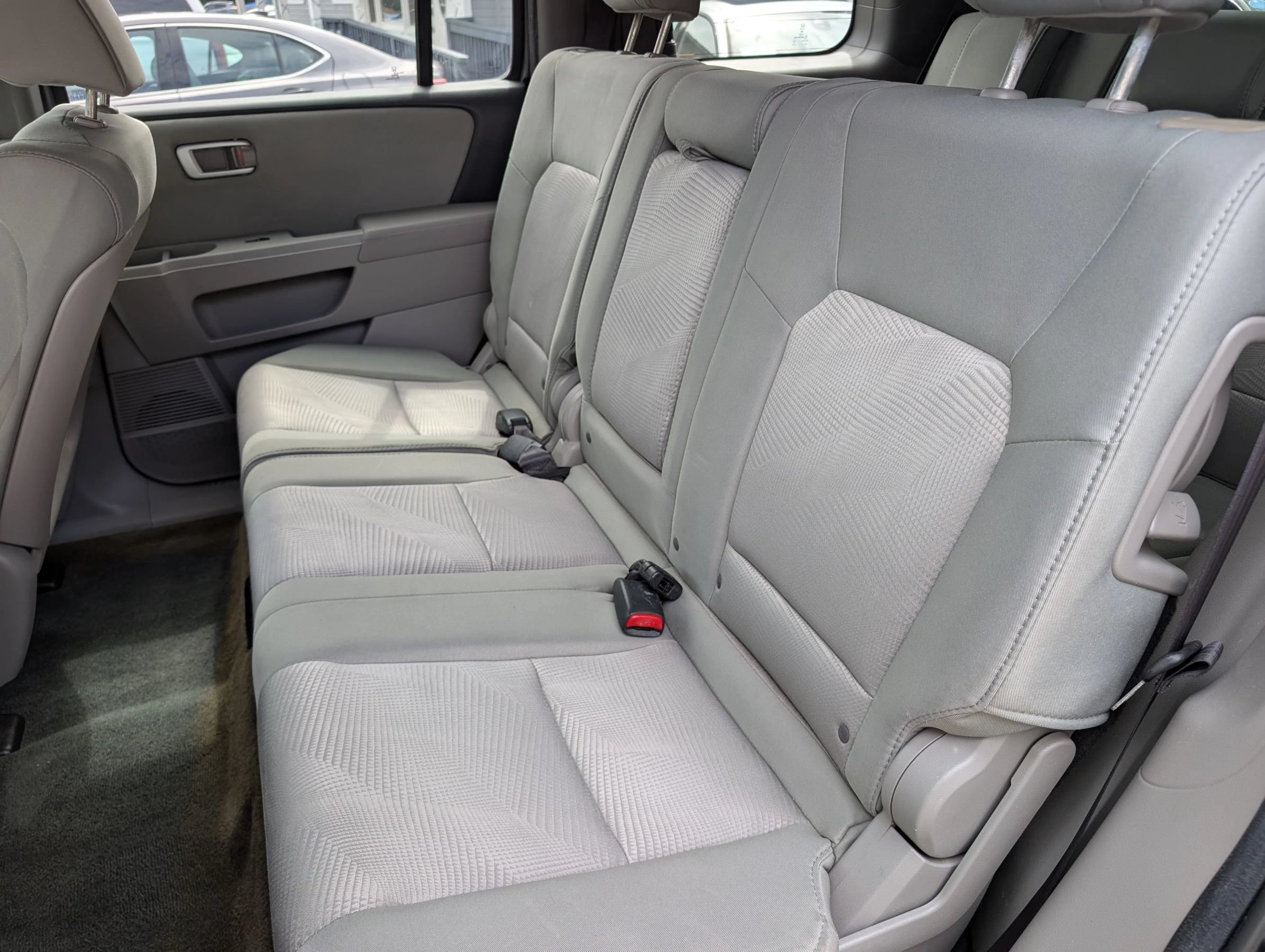 Used 2014 Honda Pilot LX image 42