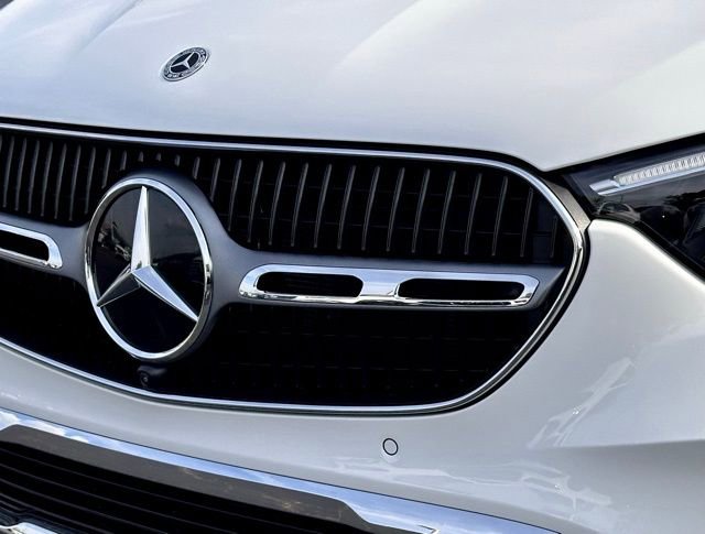 Certified 2026 Mercedes-Benz GLC 300 4MATIC image 6