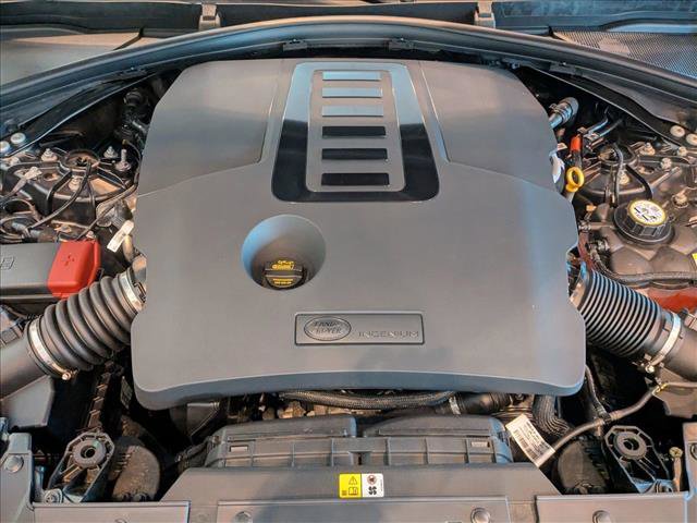 Used 2024 Land Rover Range Rover Long Wheelbase SE image 23