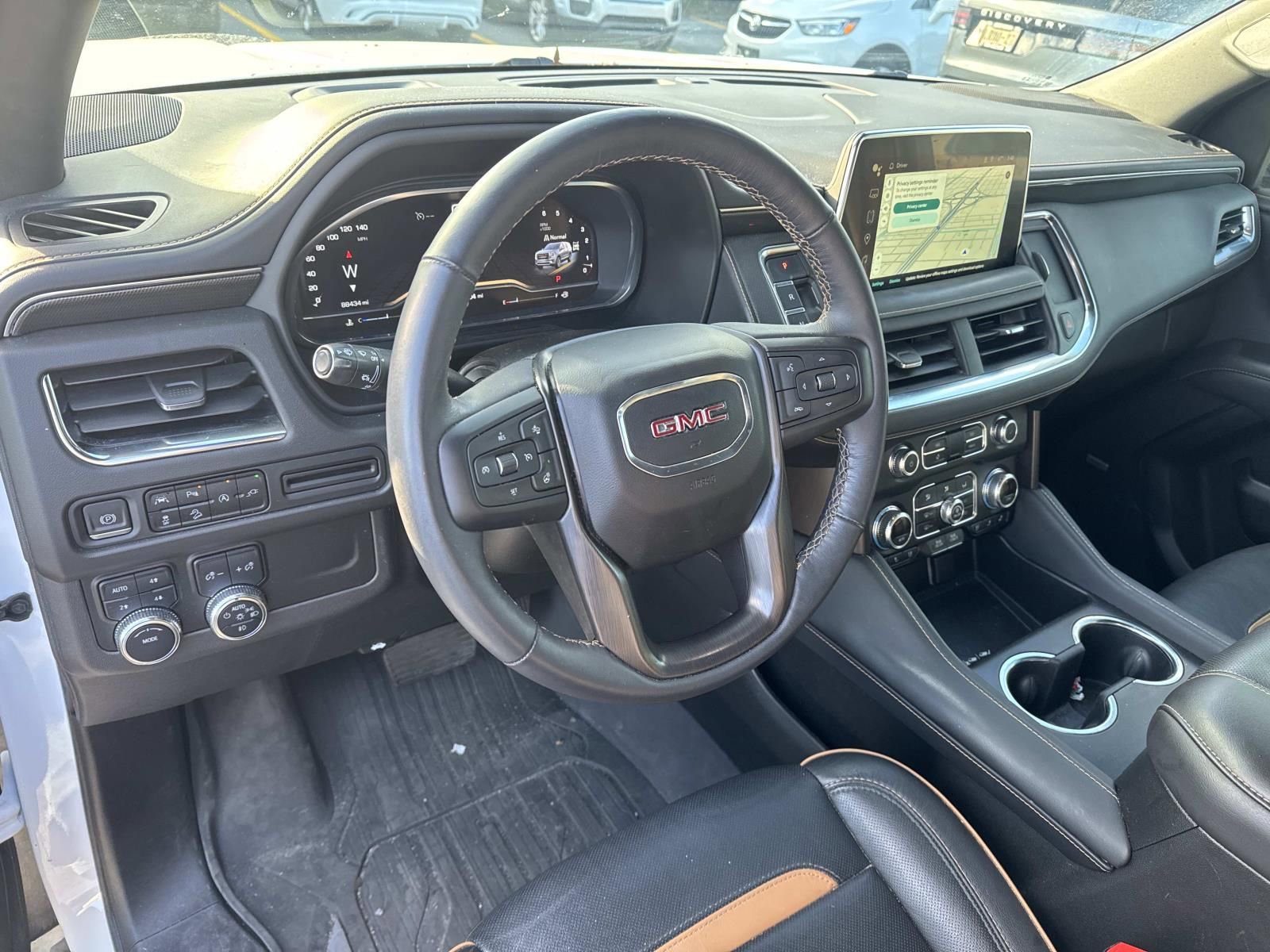 Used 2022 GMC Yukon AT4 image 18
