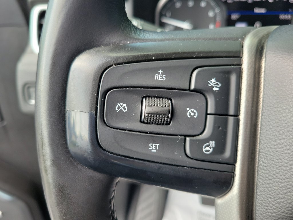 Used 2021 GMC Yukon Denali w/ Denali Premium Package RWD image 32