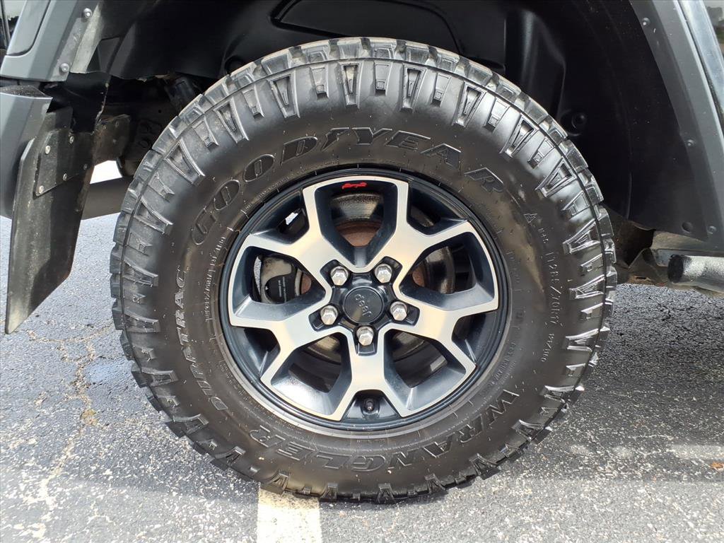 Used 2018 Jeep Wrangler Unlimited Rubicon w/ Dual Top Group image 26