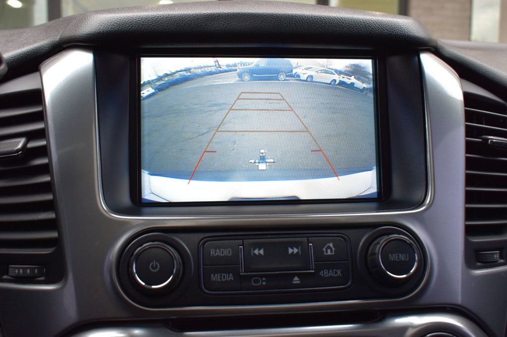 Used 2018 Chevrolet Suburban LT image 37