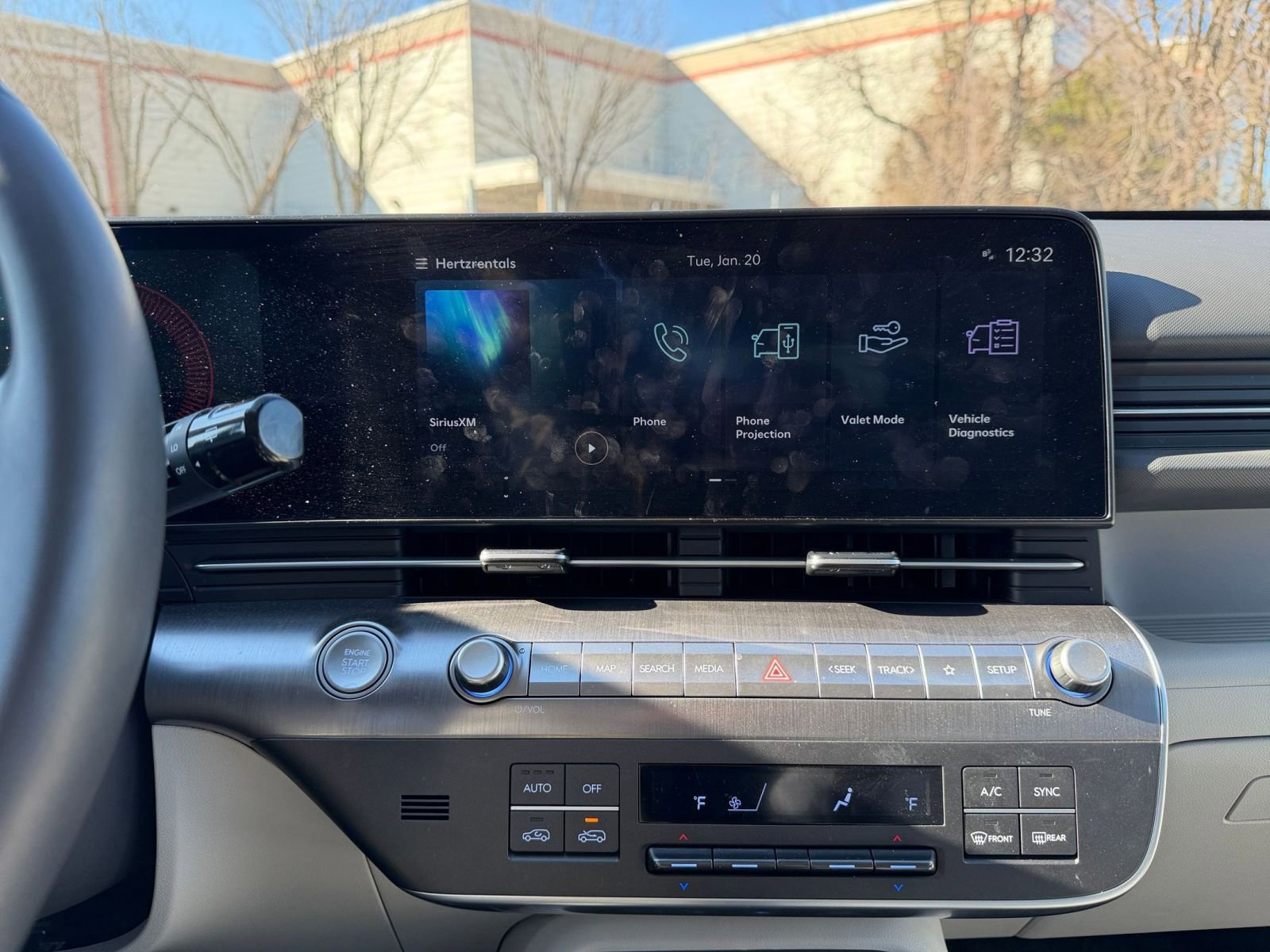 Used 2025 Hyundai Kona SEL image 18