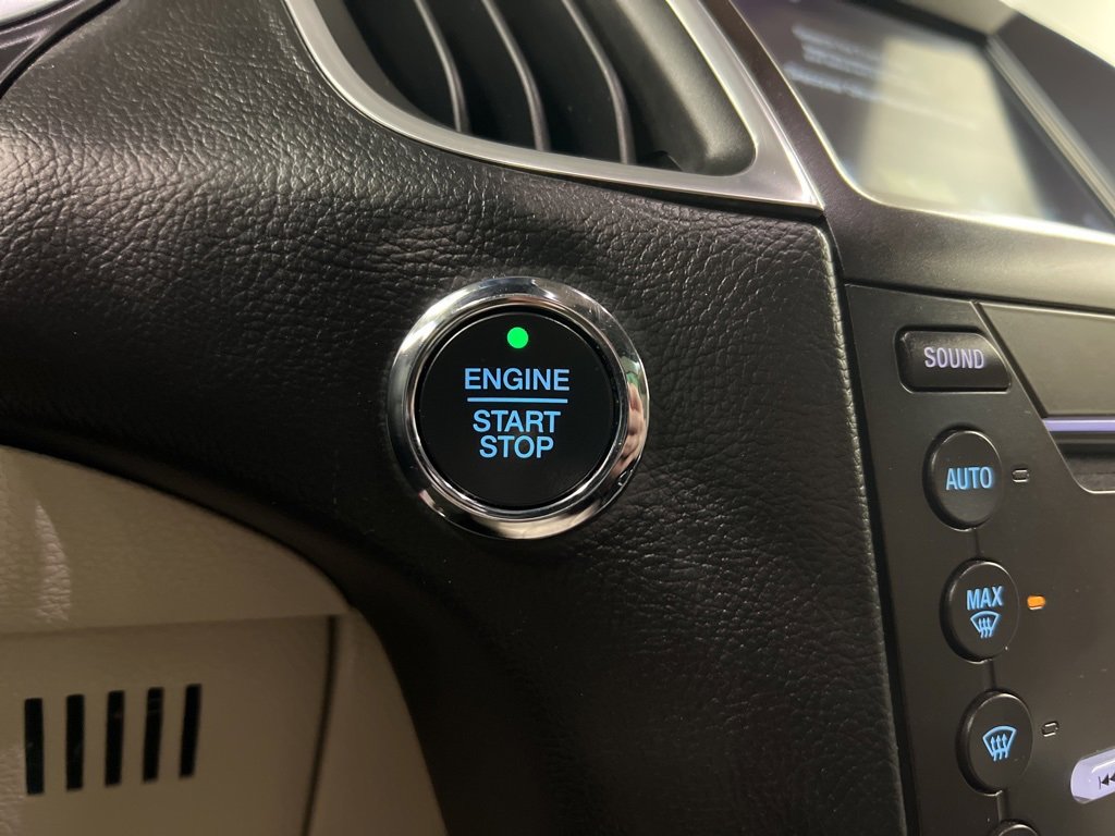 Certified 2017 Ford Edge Titanium w/ Equipment Group 301A image 18