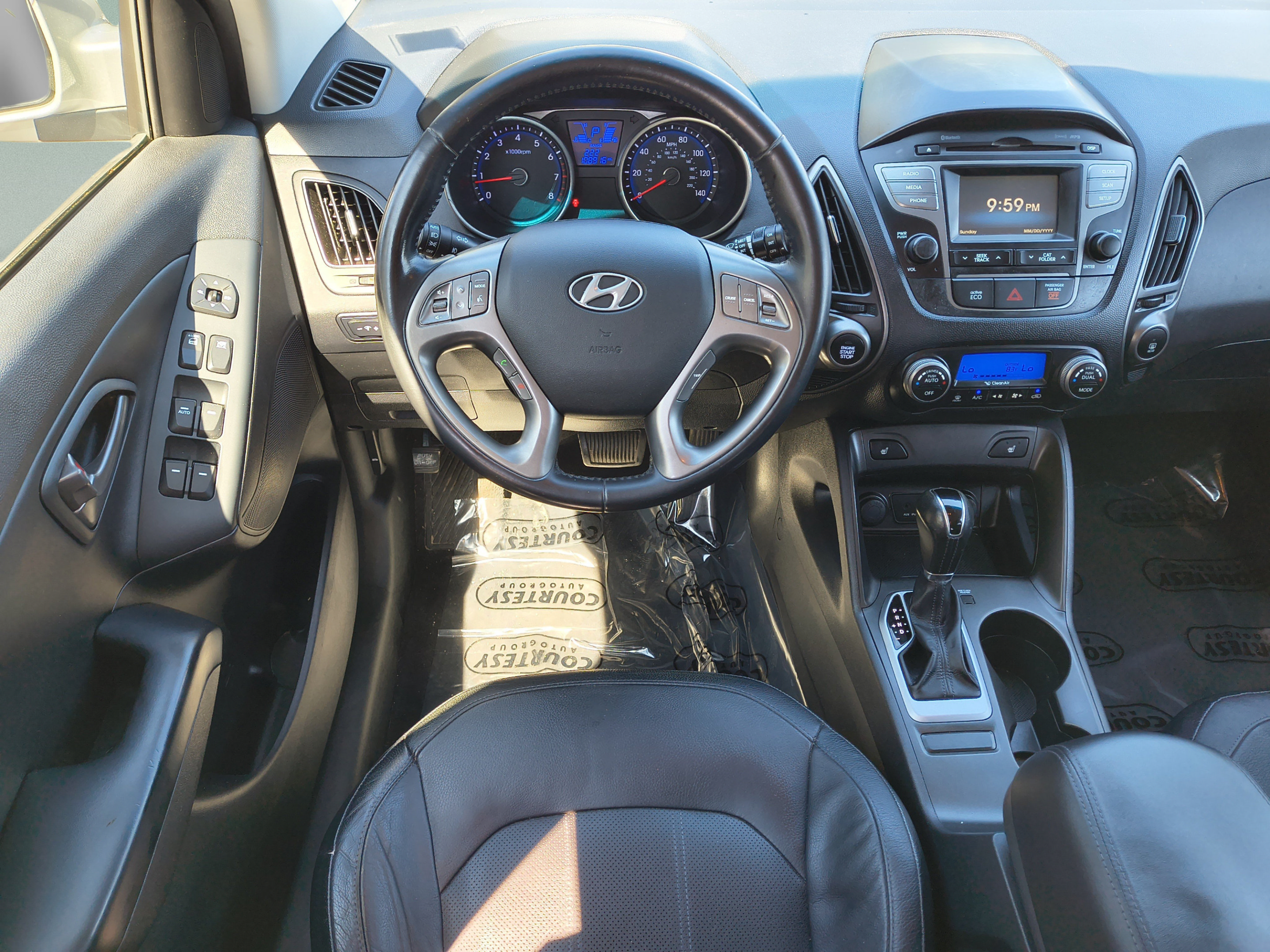 Used 2014 Hyundai Tucson Limited FWD image 11