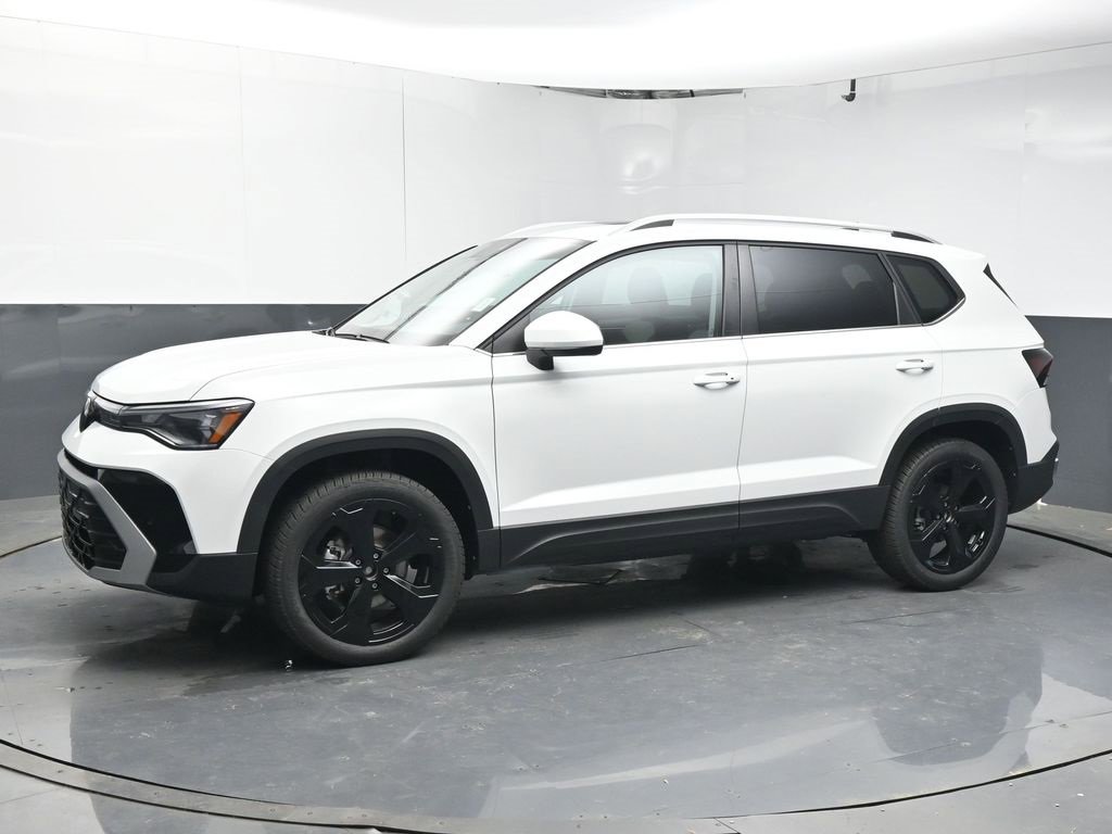 Used 2025 Volkswagen Taos SEL image 4