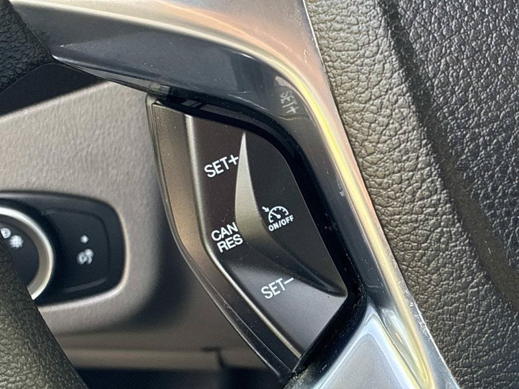 Used 2022 Ford Transit Connect XL FWD image 25