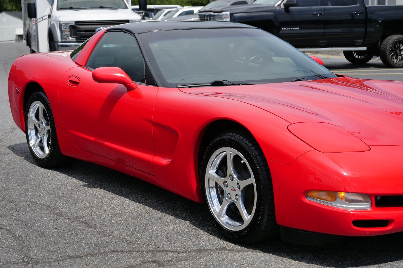 Used 2002 Chevrolet Corvette Coupe w/ Preferred Equipment Group2 RWD image 45