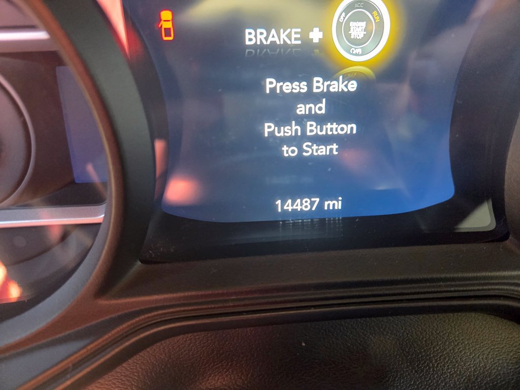 Used 2025 Jeep Gladiator Mojave AWD/4WD image 17
