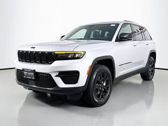 New 2025 Jeep Grand Cherokee Altitude image 3
