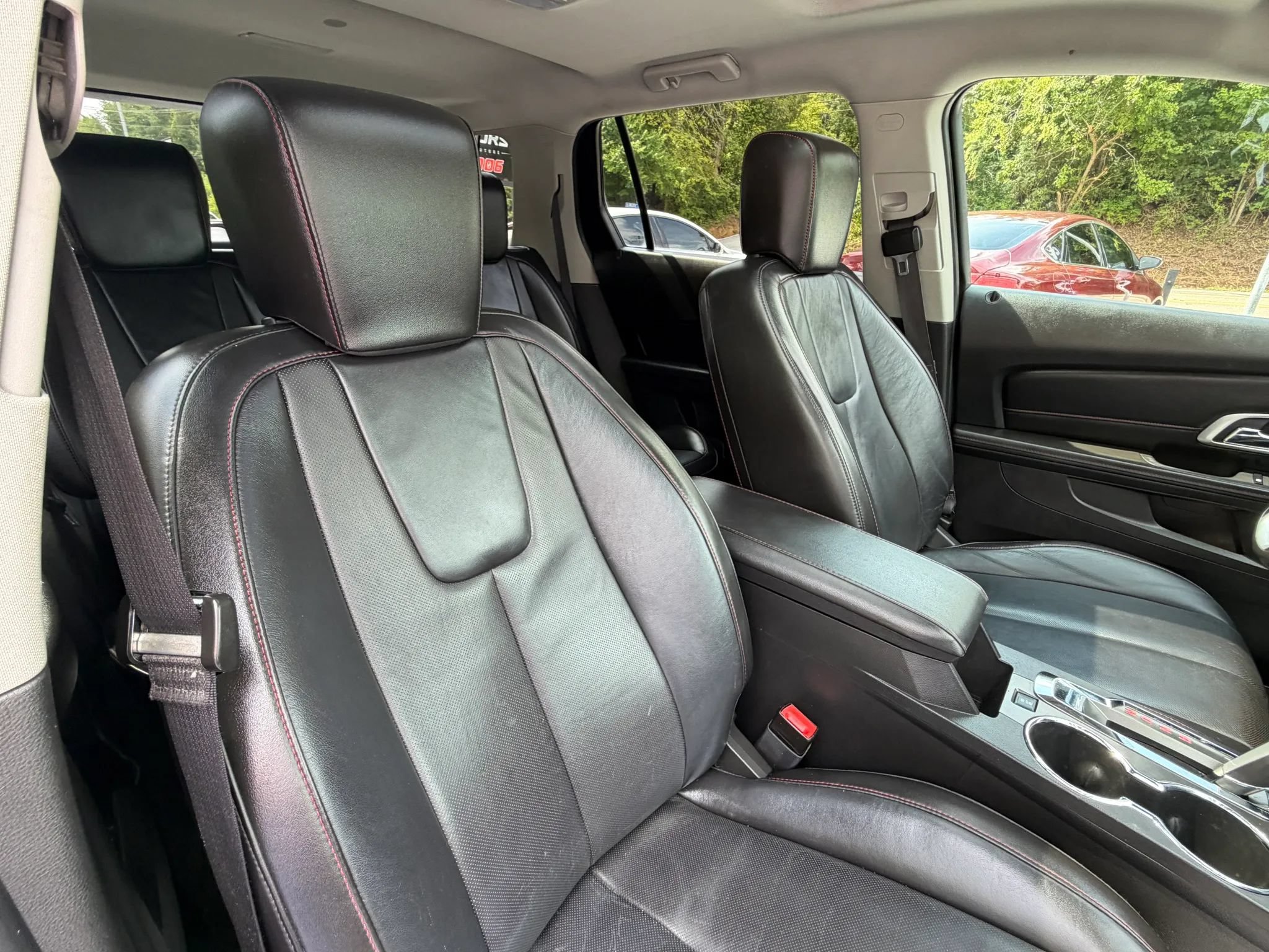 Used 2011 GMC Terrain SLT FWD image 14