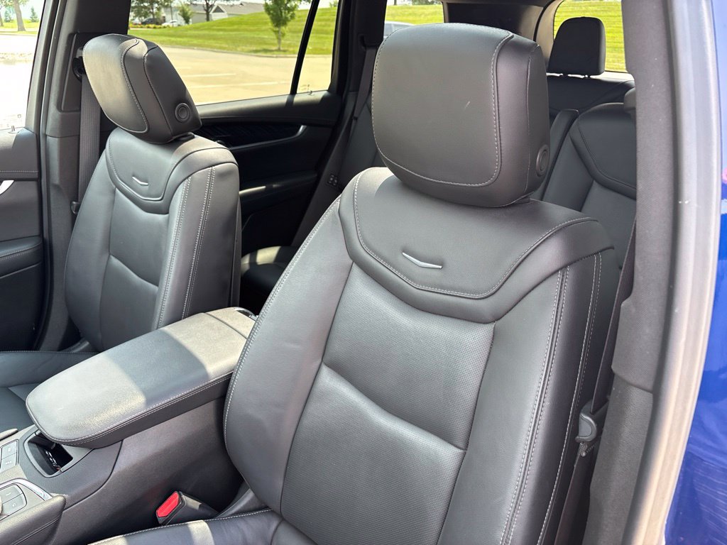 Used 2024 Cadillac XT6 Premium Luxury AWD/4WD image 14