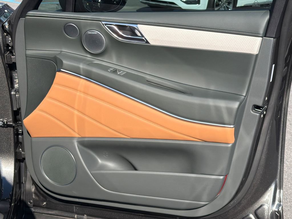 Used 2026 Genesis GV80 2.5T Advanced image 14