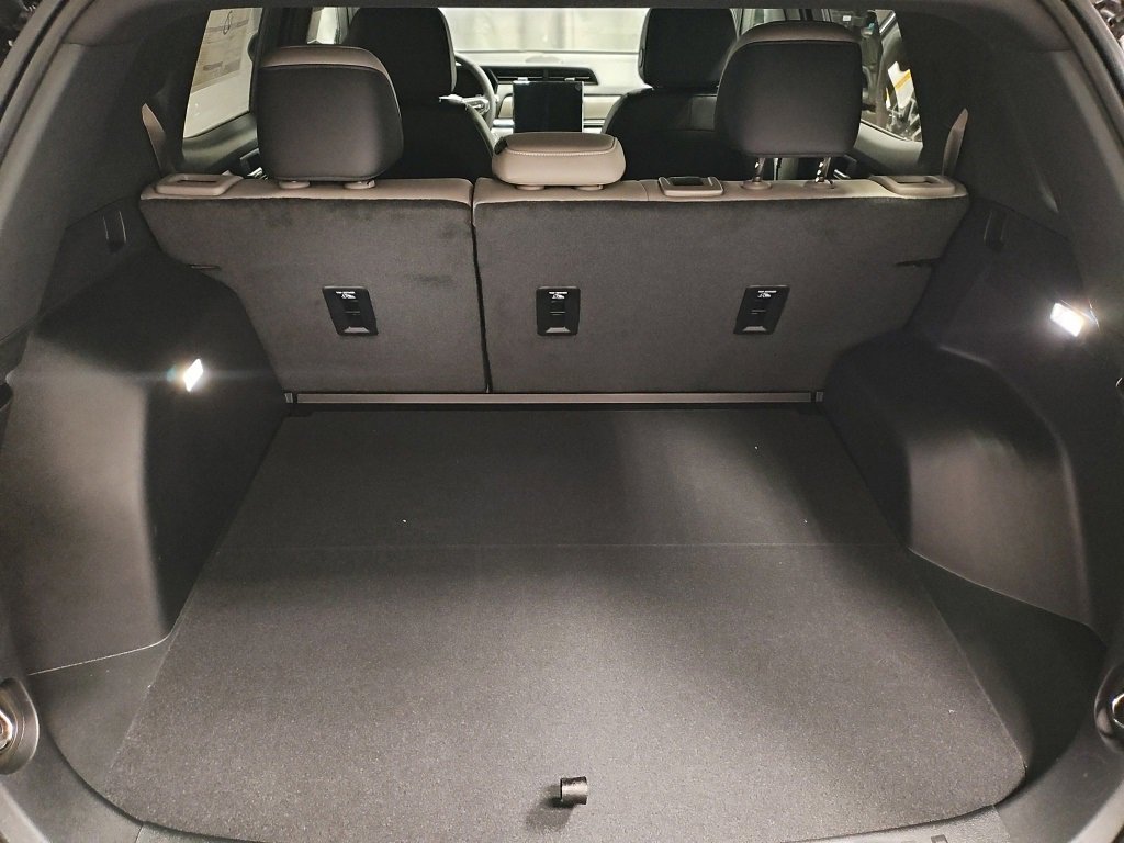 New 2026 GMC Terrain Elevation w/ Elevation Premium Package image 13