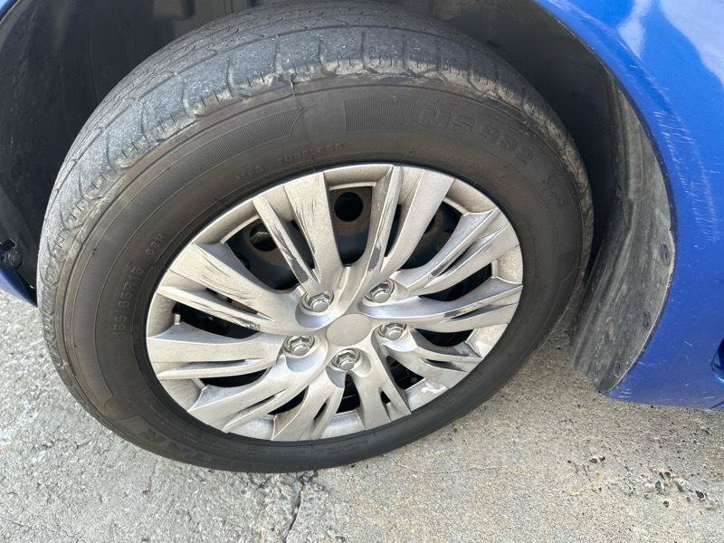 Used 2015 Nissan Versa Note SV FWD image 10