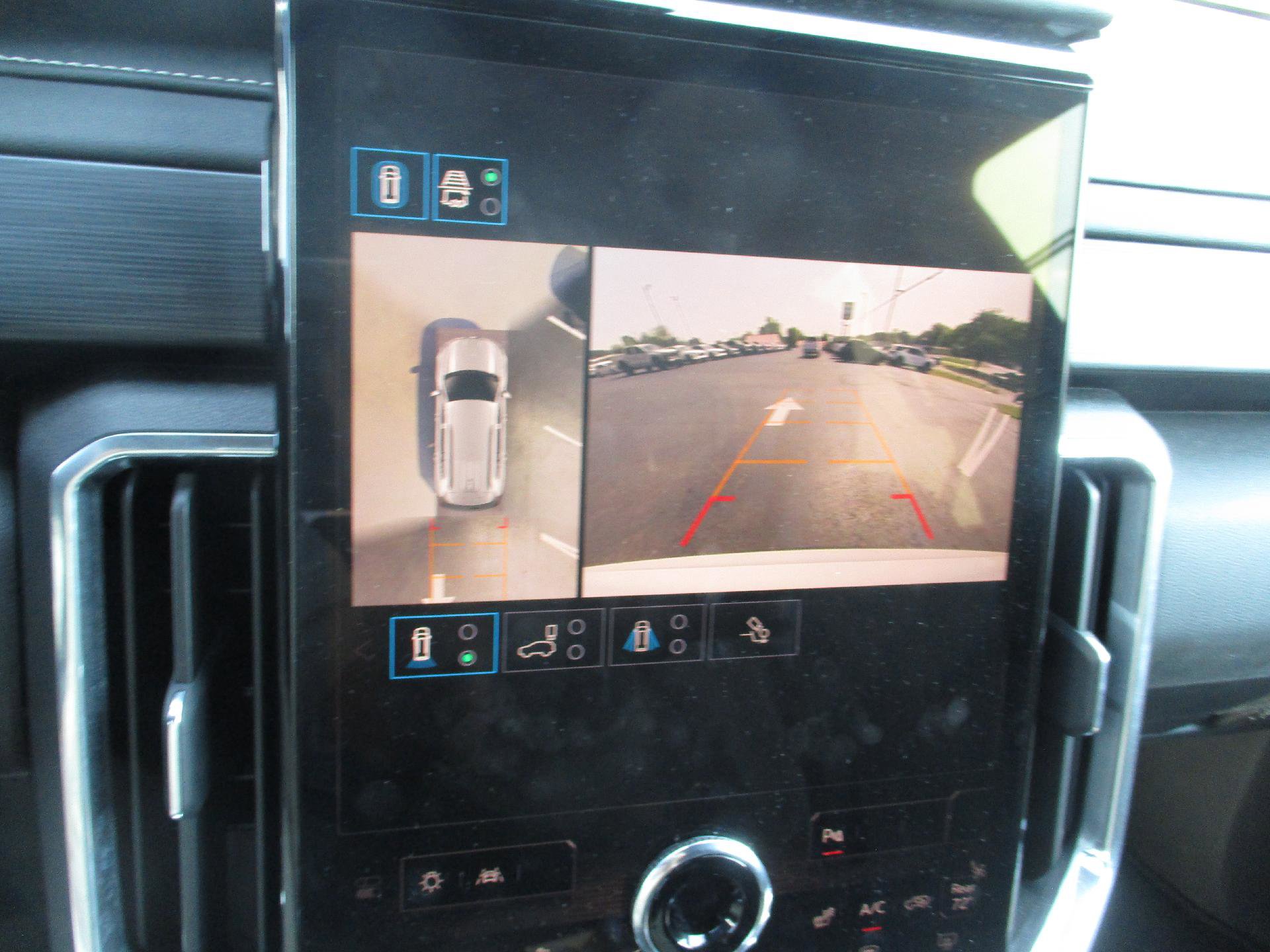 Used 2025 GMC Acadia Elevation image 20