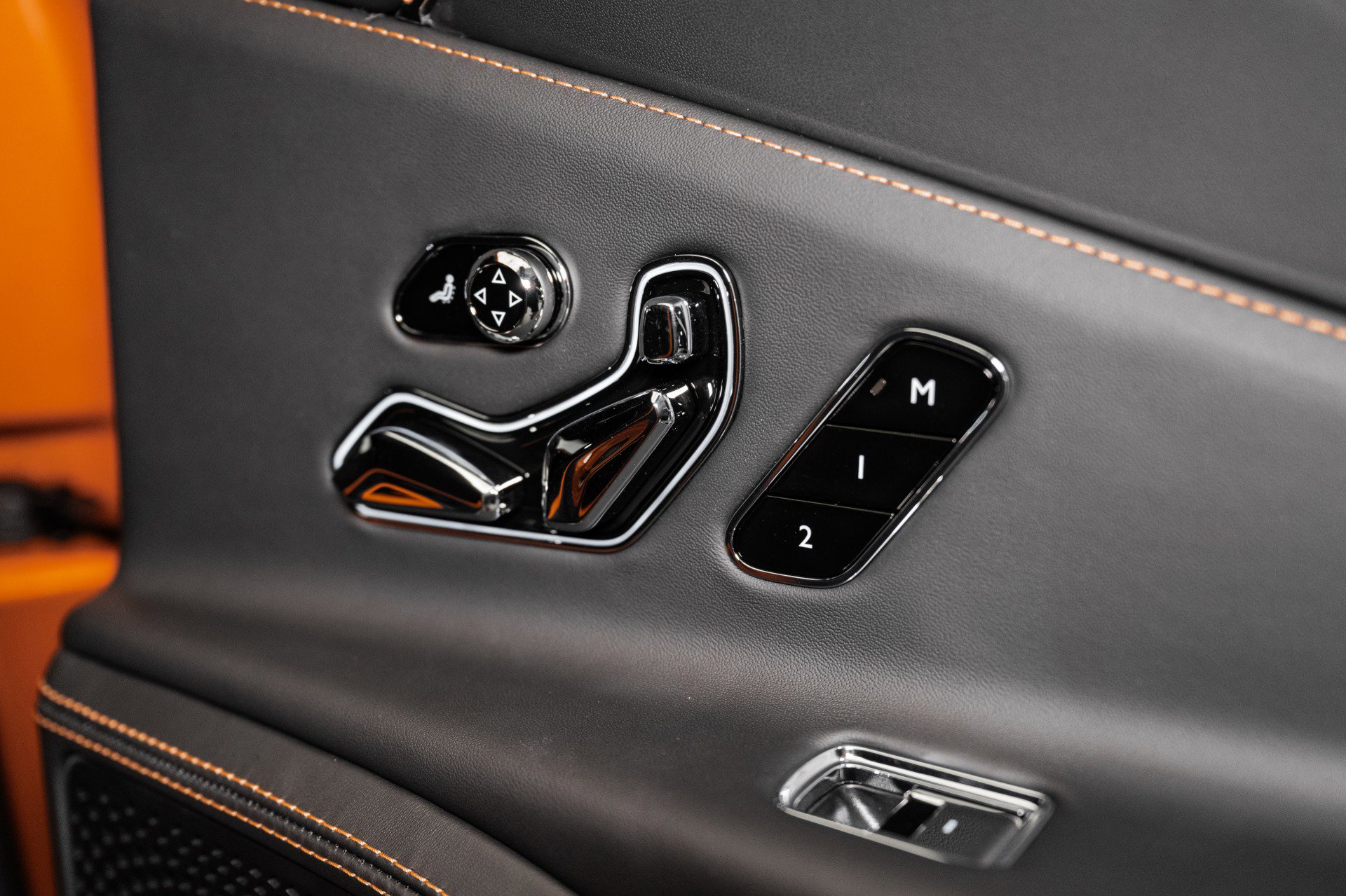 New 2025 Bentley Flying Spur Plug-In Hybrid image 30