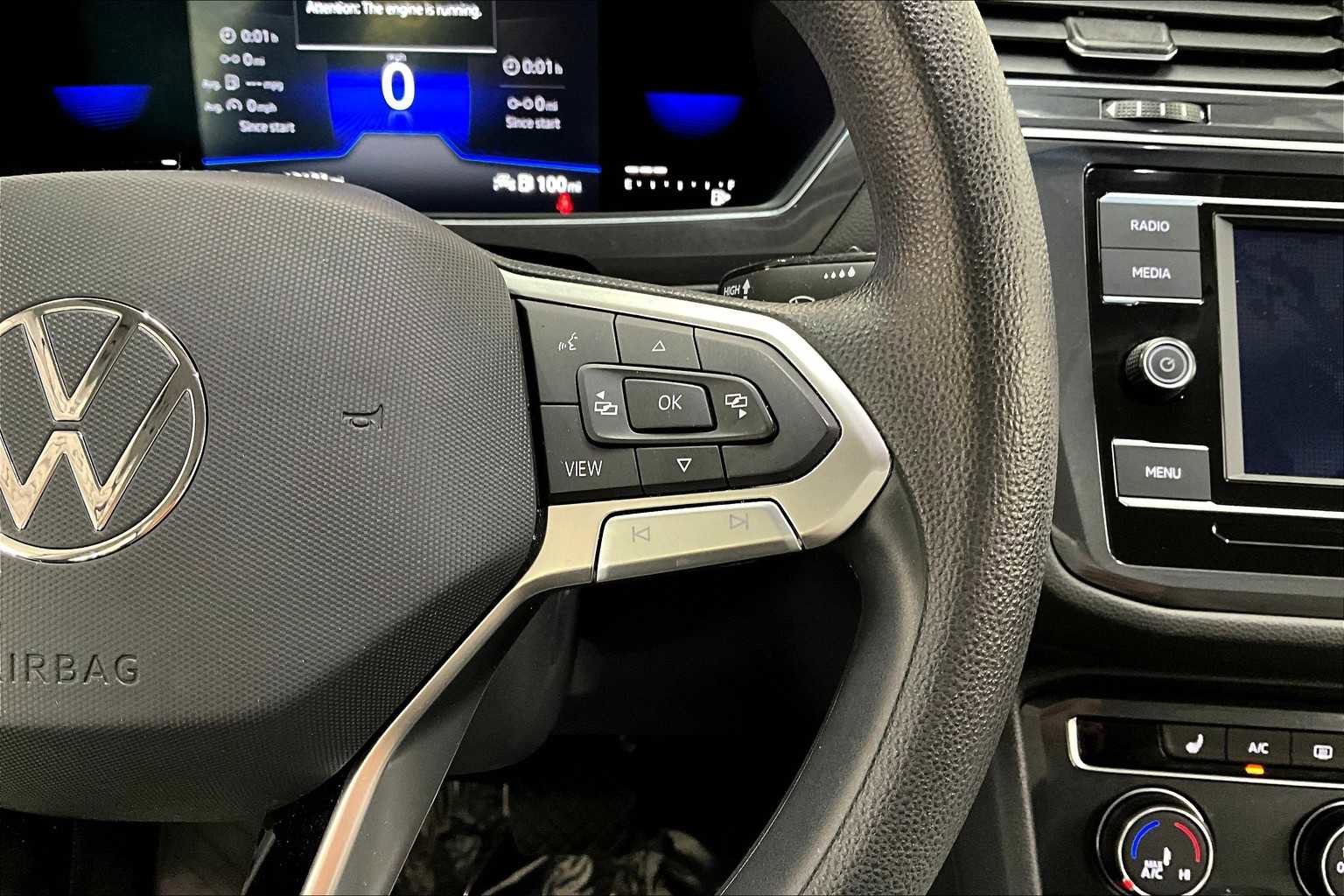 Used 2022 Volkswagen Tiguan S image 21