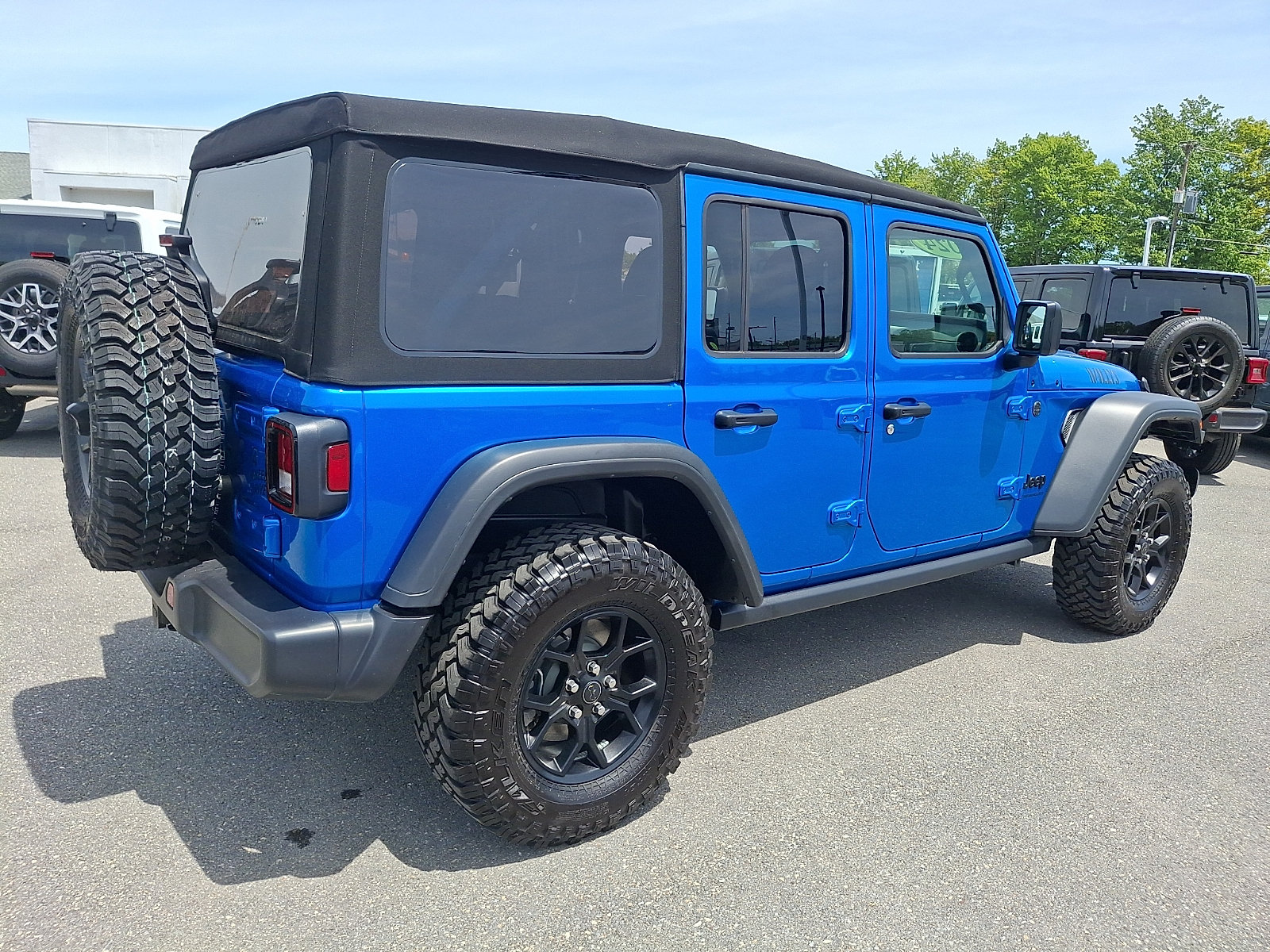 Used 2024 Jeep Wrangler Unlimited Sport AWD/4WD image 6