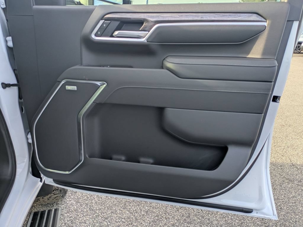 New 2026 Chevrolet Silverado 2500 LTZ w/ LTZ Plus Package AWD/4WD image 38