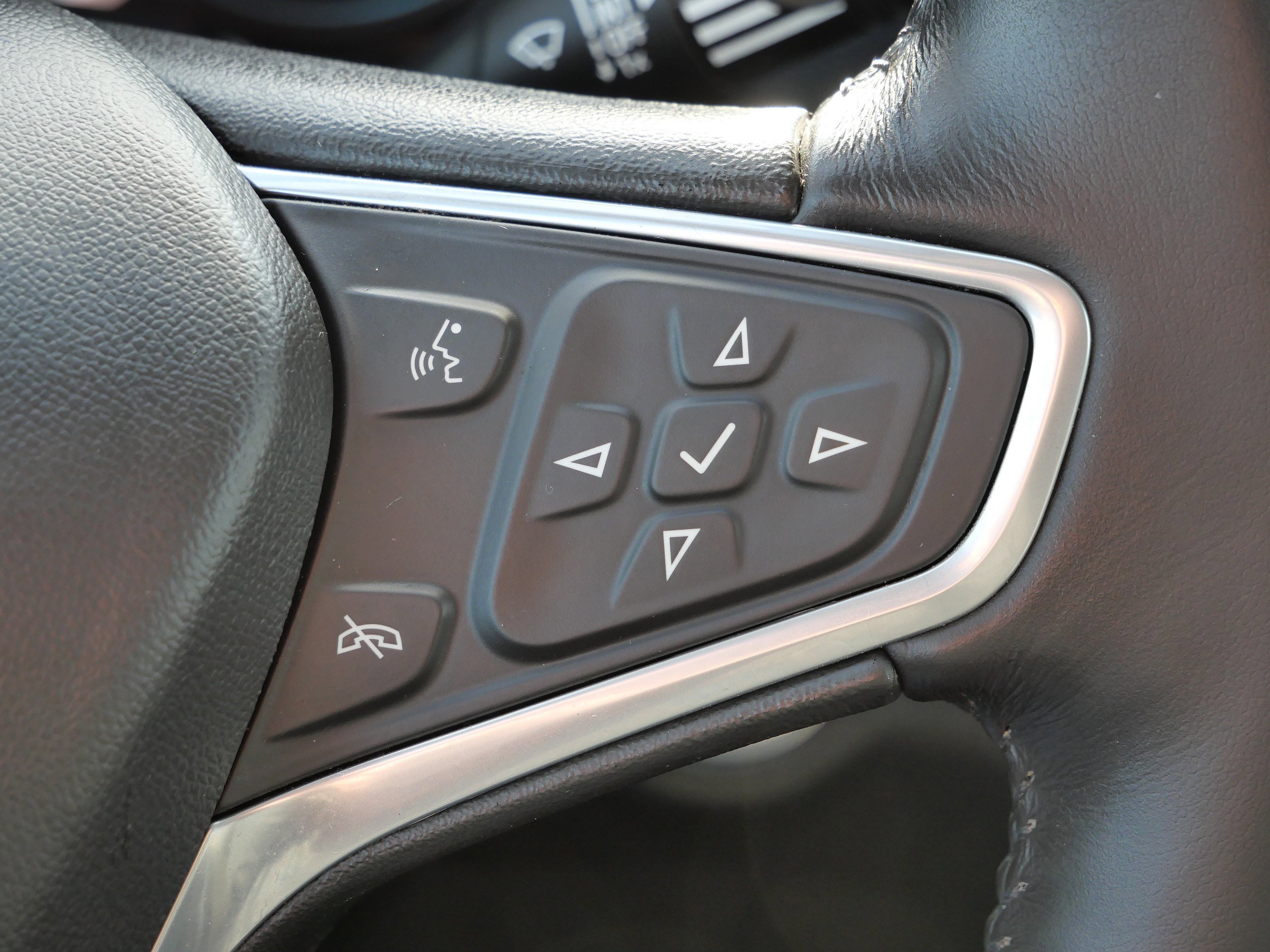 Used 2022 Chevrolet Equinox LT image 31