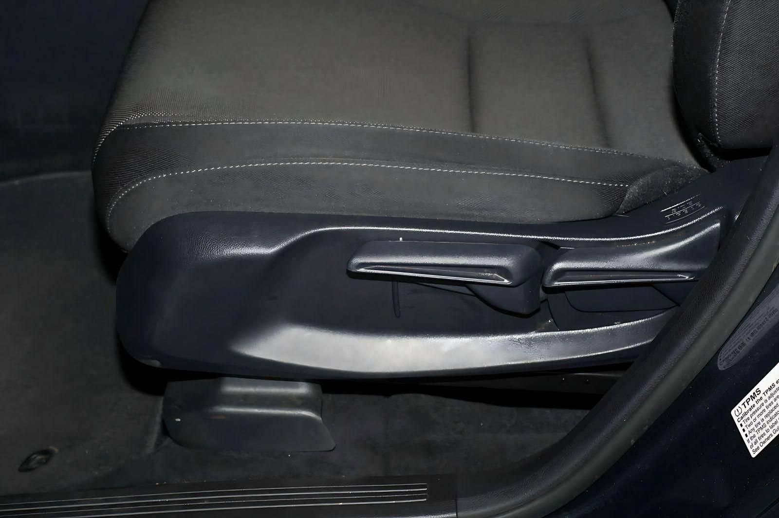 Certified 2024 Honda CR-V LX image 27