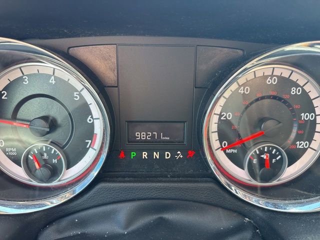 Used 2015 Dodge Grand Caravan SXT image 11