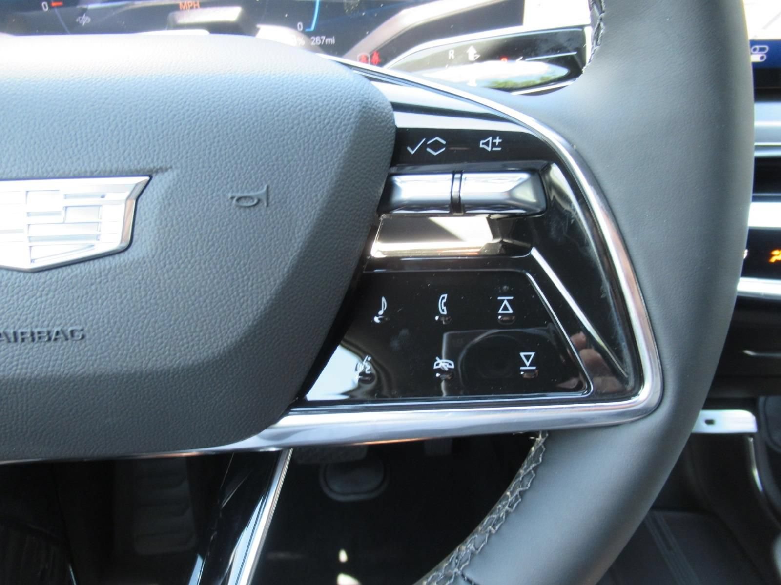 New 2026 Cadillac Lyriq Sport RWD image 24