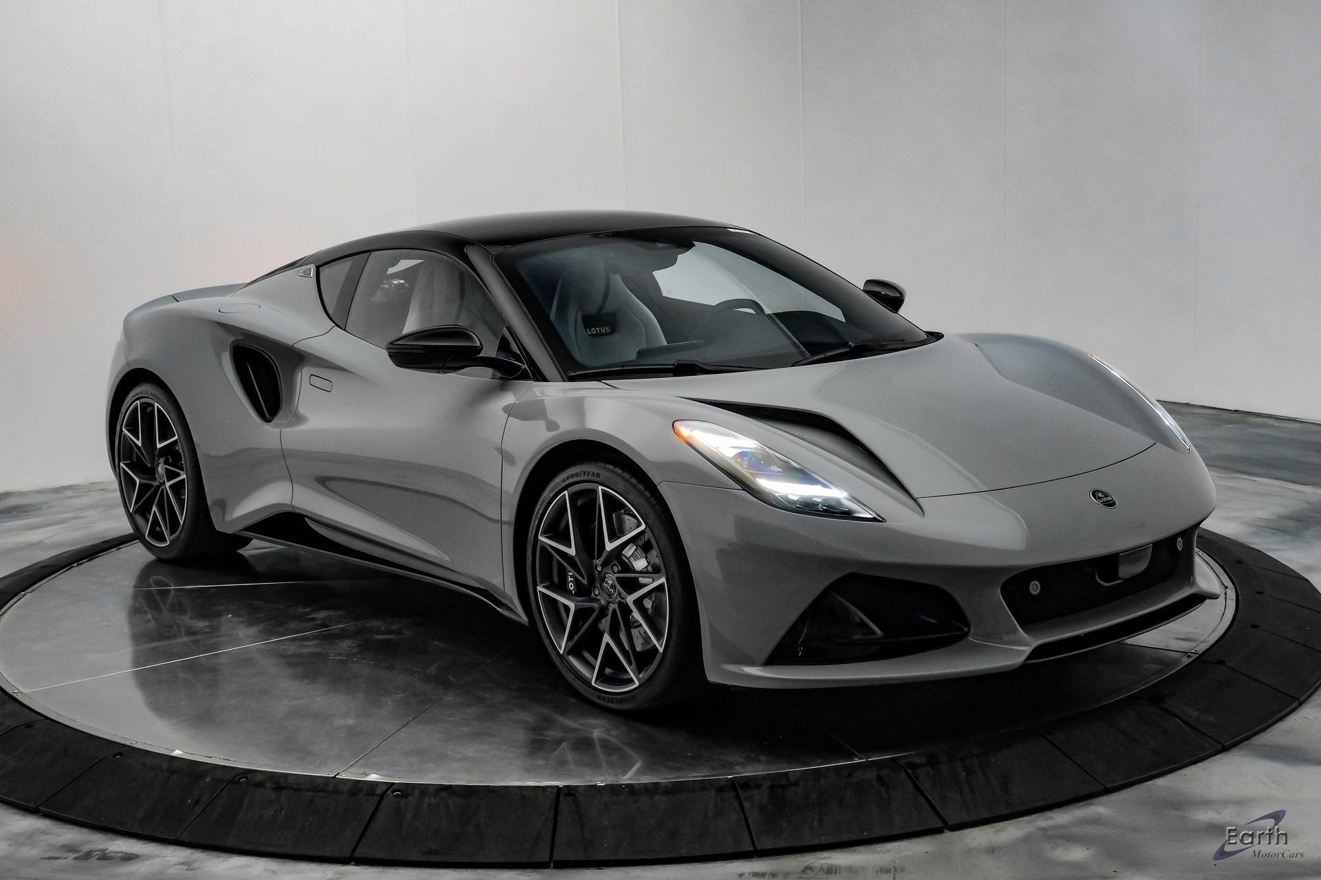 New 2026 Lotus Emira V6 SE Touring RWD image 25