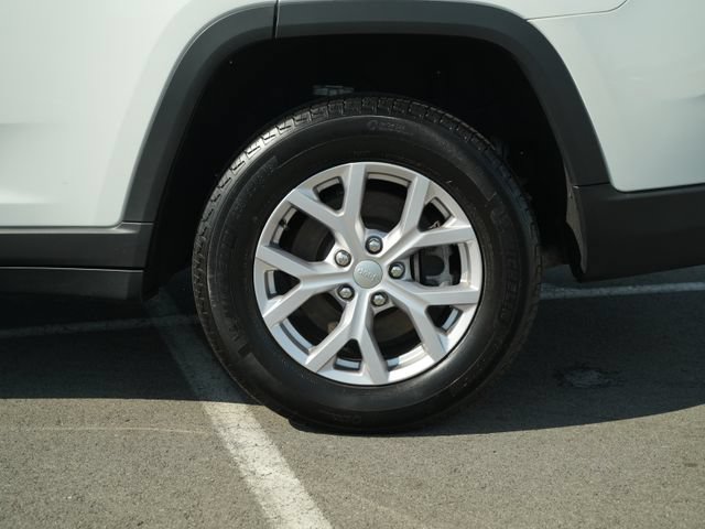 Used 2022 Jeep Grand Cherokee L Limited AWD/4WD image 45