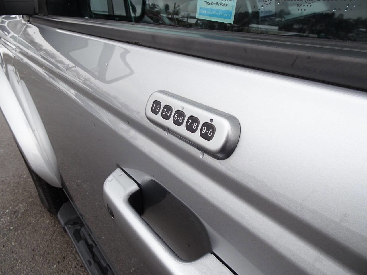 Used 2022 Ford Bronco Outer Banks image 13