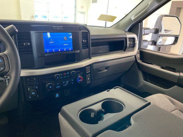 New 2026 Ford F350 4x4 SuperCab Super Duty image 44