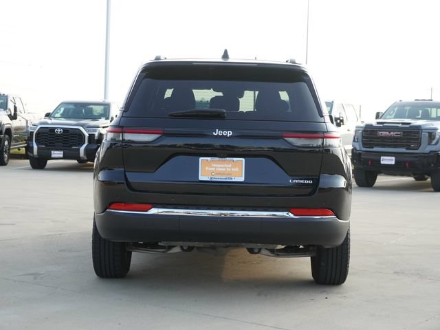 Certified 2024 Jeep Grand Cherokee Laredo RWD image 8